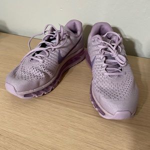 Brand new! Nike Air Max 2017